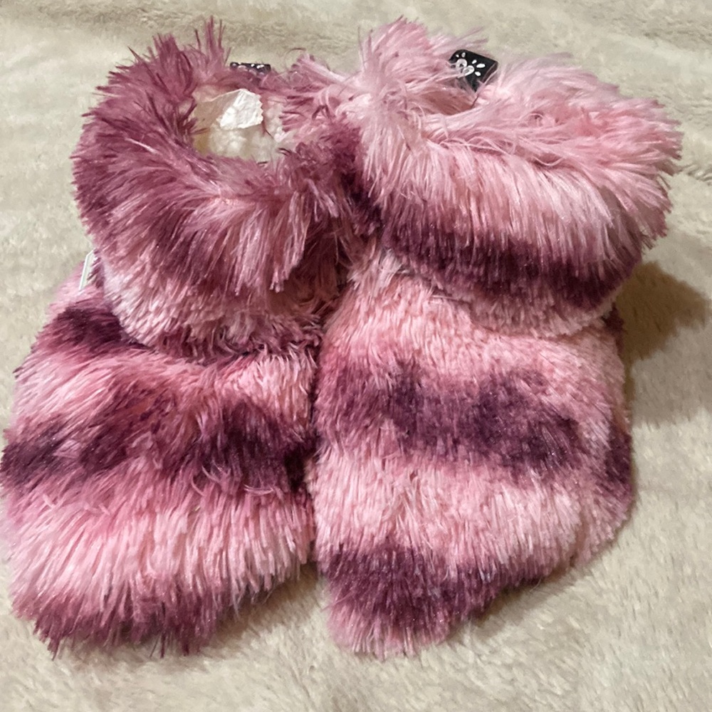 Justice cozy booties